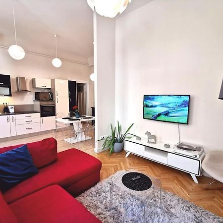 Luxury Apartment Near Astoria With Ac Budapest Bagian luar foto
